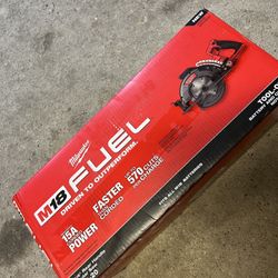 Milwaukee Fuel M18 7 1/4 Rear Handle Circular Saw (tool Only) 