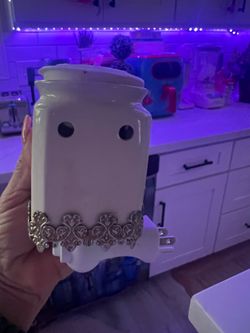 In Wasco- All $16, 3 Candle plug ins