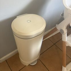 Odor Dippers Trash Can 
