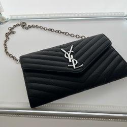 Ysl Clutch Black And Silver