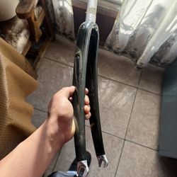 700c Carbon Alloy Fork 