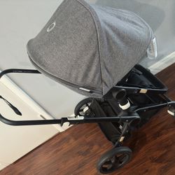 Bugaboo Fox Bassinet and Stroller Incl Bugaboo Rain Cover And Mosquito Net