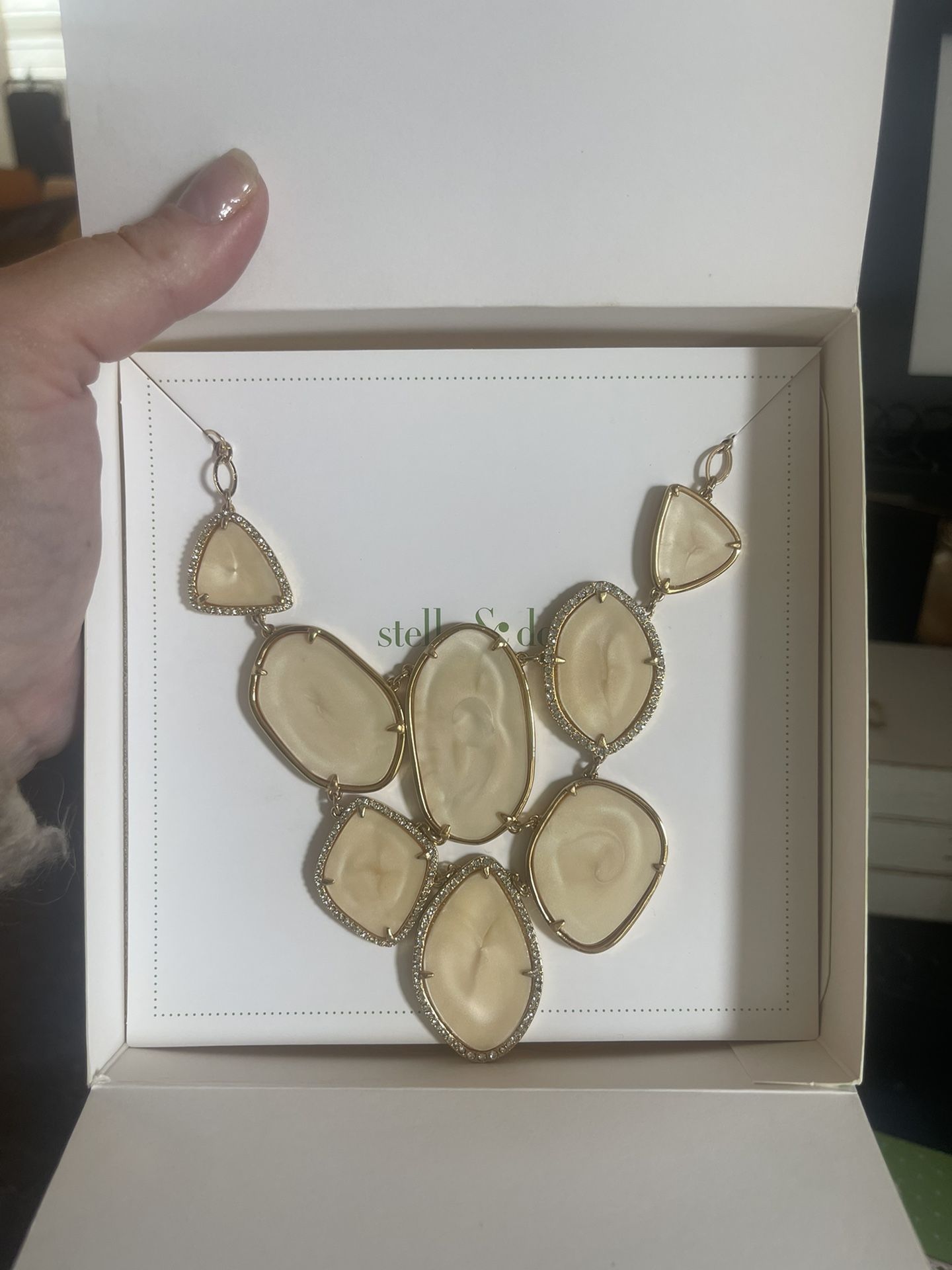 Stella & Dot Necklace 