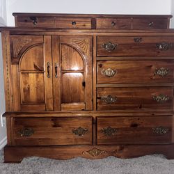 Solid Wood Pine Dresser / Chest of Drawers