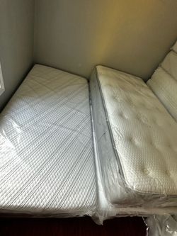 Twin matress 200$ each