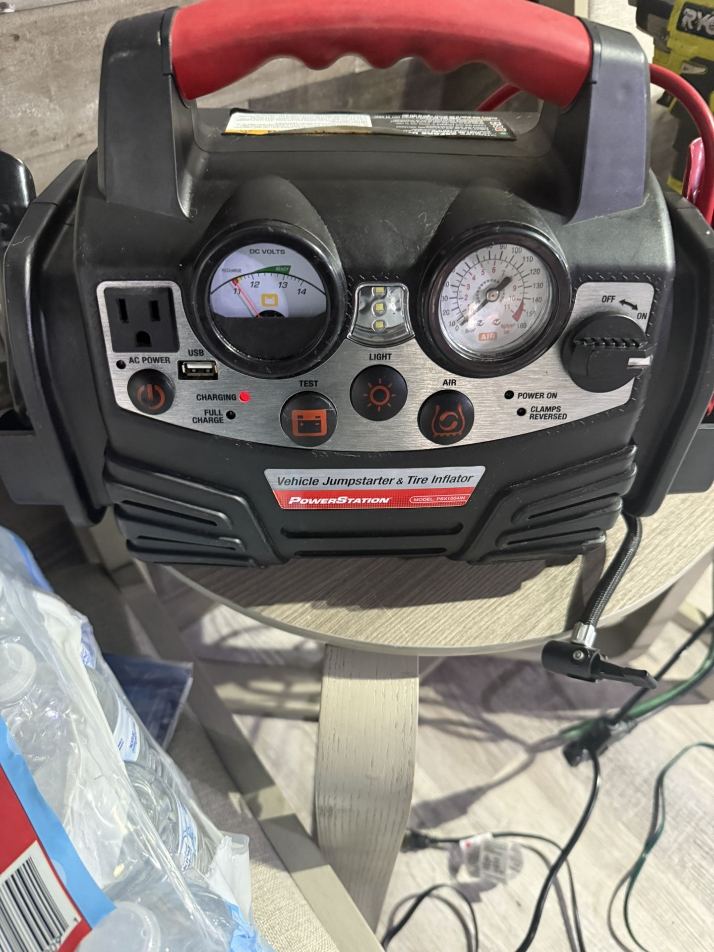 PowerStation PSX 1004  Jump starter and Tire inflater  - DELIVERY AVAILABLE 