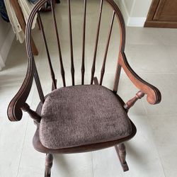 Rocking Chair 