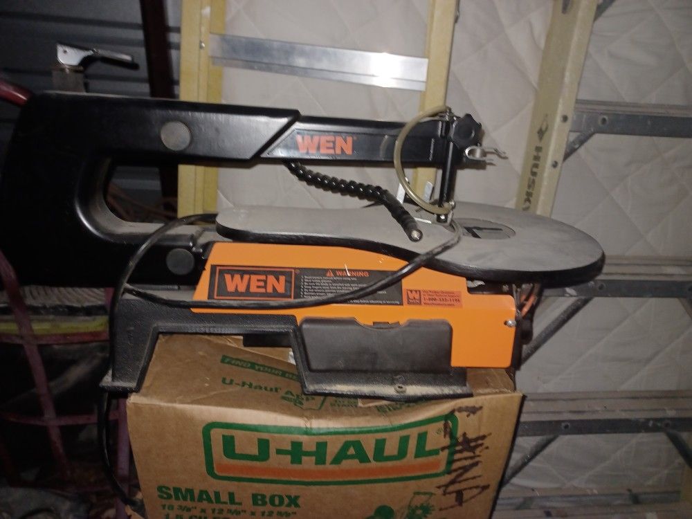 Scroll Saw