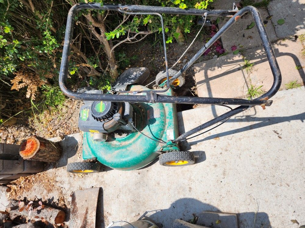 Free lawn mower