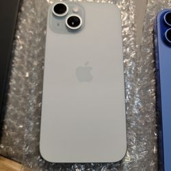 IPhone 15 128 GB White Excellent Condition For AT&T Or Cricket