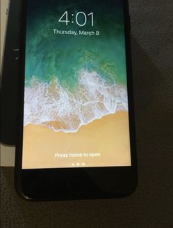 Sprint IPhone 7 for sale hmu !