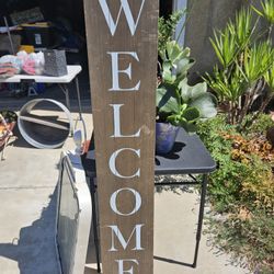 Tall Sign. Pick Up 