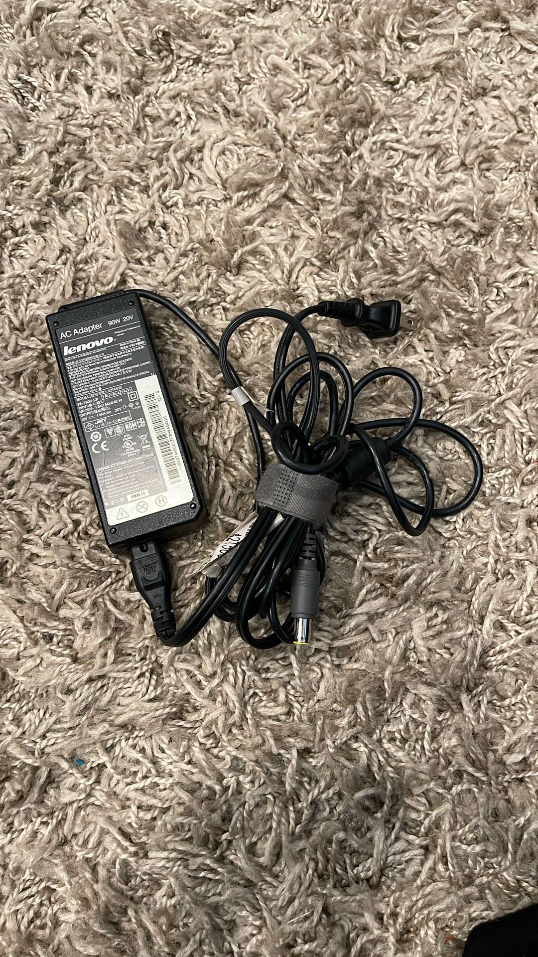 Lenovo AC Adapter 90w 20v