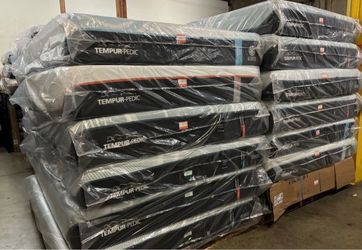 Mattress warehouse anniversary sale starting at $300!!