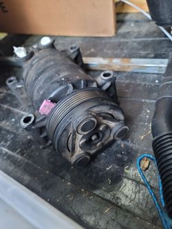 04 chevy/ gmc  express/ sabanna ac compressor