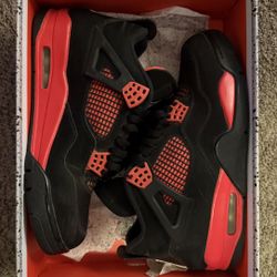 Jordan 4 Red thunder
