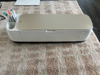 Cricut Maker, Tools and Vinyl