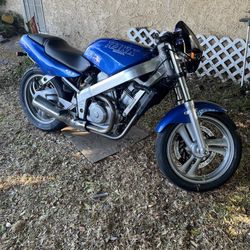 Honda Hawk GT650