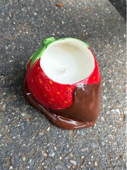 Chocolate covered strawberry Candle