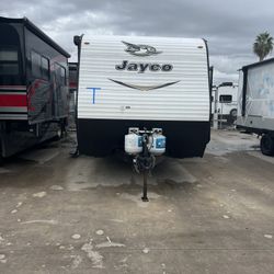 Jayco 27 Ft