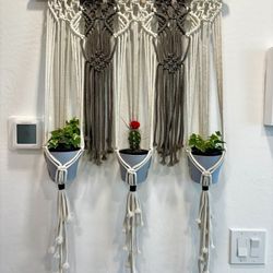 3-plant hanging macrame 