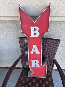 Red Metal BAR Arrow Sign with Lights