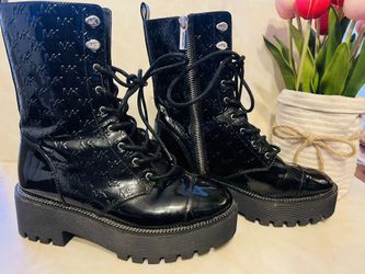MK Women Boots Size 5.5 