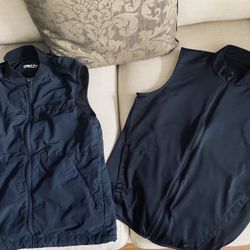 🔥2 Mens Oakley Full Zip  Lined Vests  Size -SM