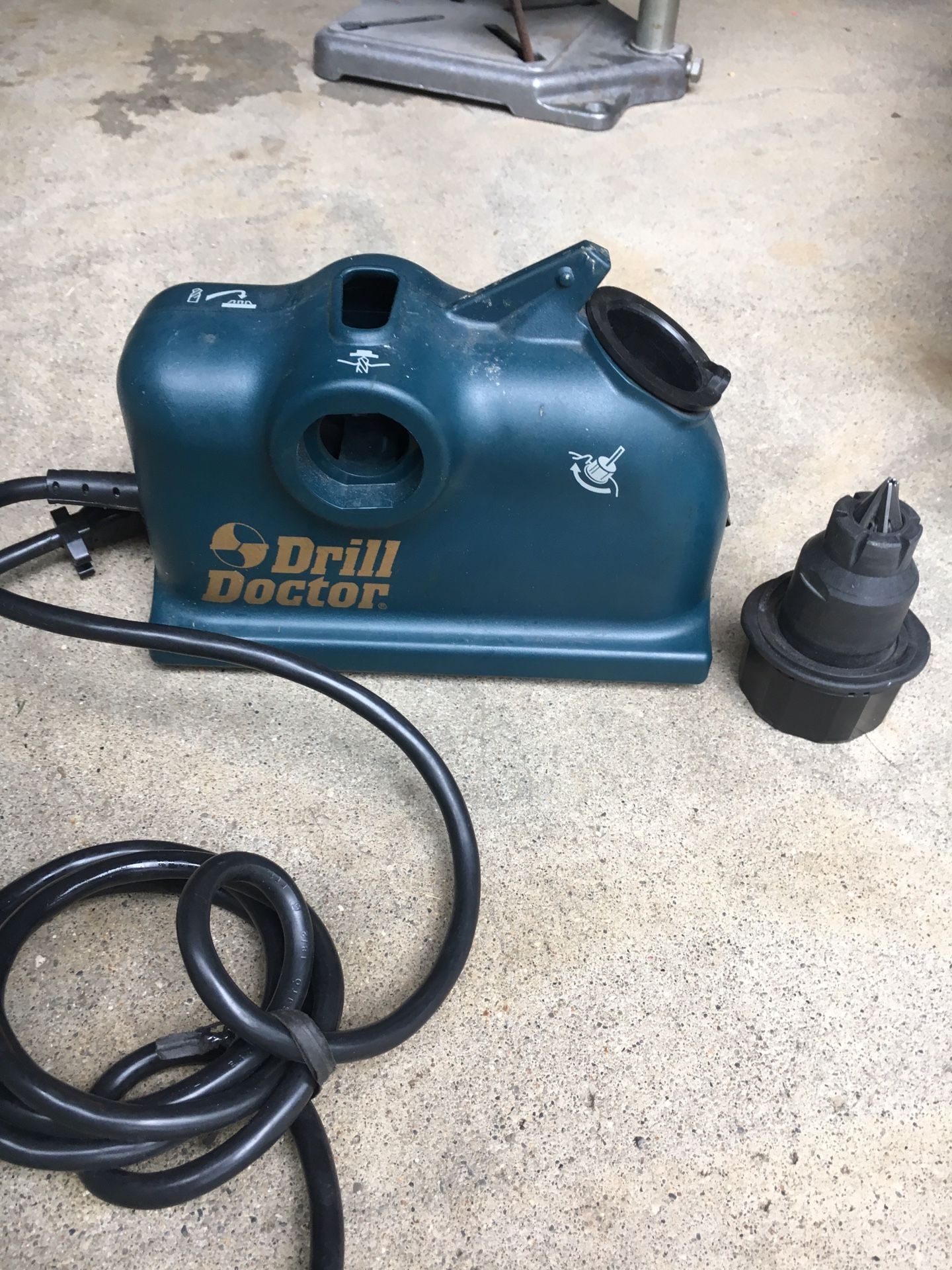 Drill bit sharpener, Drill Doctor 250 Handyman, works well centerville