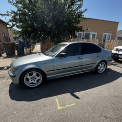 2002 BMW 3 Series