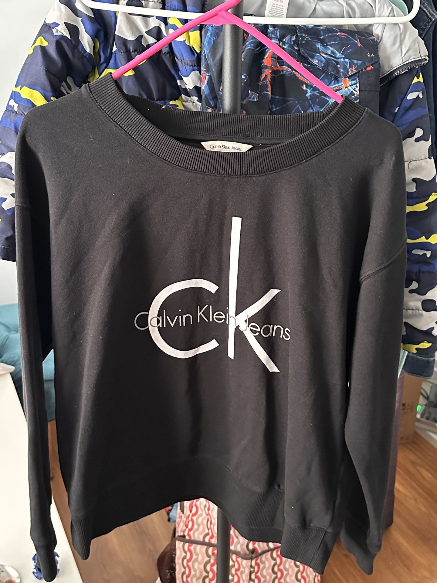 Women Calvin Klein Sweatshirt L