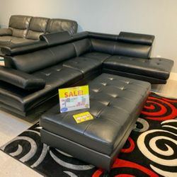 Antares Black Modern Sectional