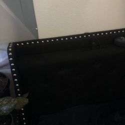Twin Bed With Mattress