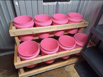 Bucket holder