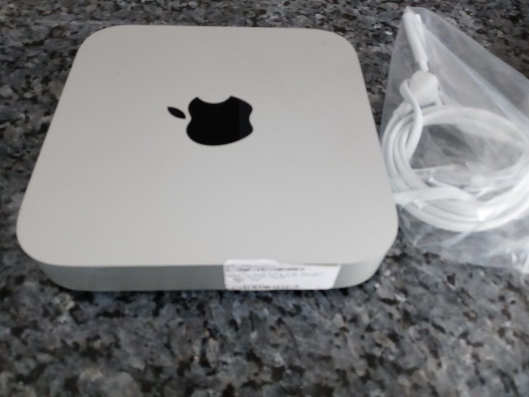 2010 Apple Mac Mini Desktop Computer MacBook Pro Upgraded 4GB/320GB HDMi CD/DVD ect...
