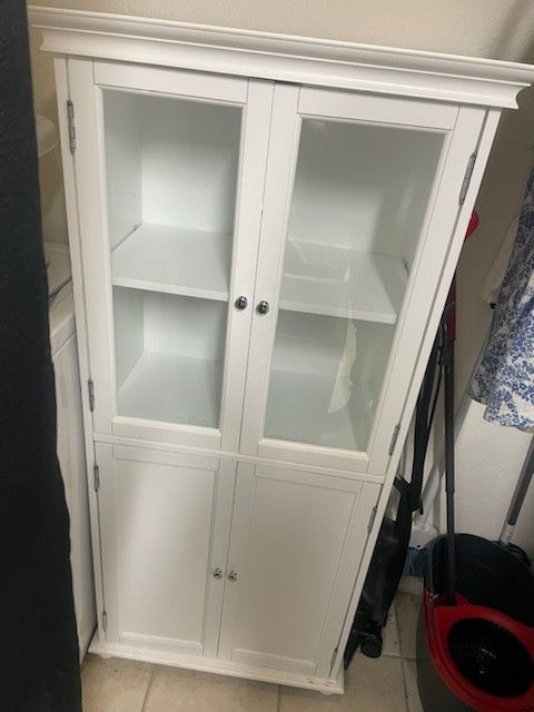 White Cabinet 