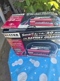 BATERIA Y CHARGER MARCA VICTOR NUEVO $$40