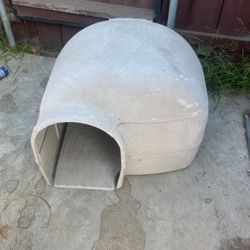 Large Dog Igloo