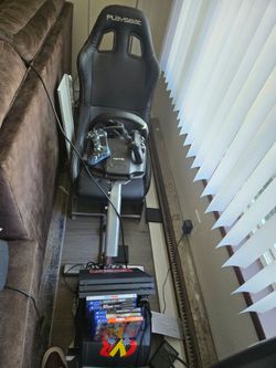 PS4 Pro 1Tb + Playseat  LOGITECH driving setup,plus Games