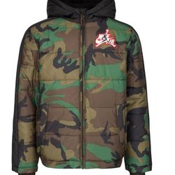 Jordan Boy's Jumpman Classic Mashup Logo Camo Puffer Jacket Size 6
