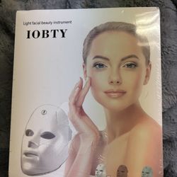 Light Therapy Mask