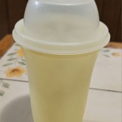 Vintage 3-piece Tupperware Quick Mixer Shaker/Blender