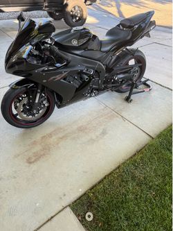 06 Yamaha R1