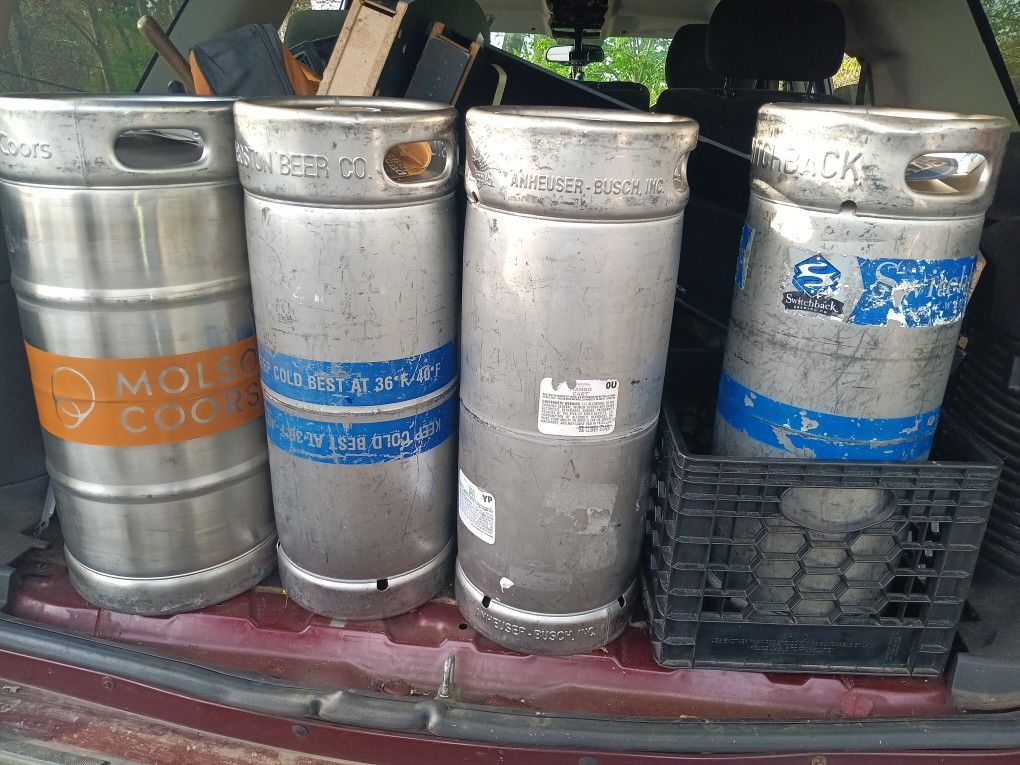 4 Full Beer Kegs For Man Cave