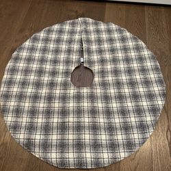 Christmas Tree Skirt