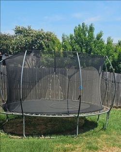 Large Trampoline with Safety Enclosure Net