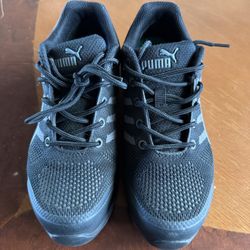 Black Puma Women’s Work Shoe Size 7
