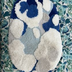 blue bath mat 
