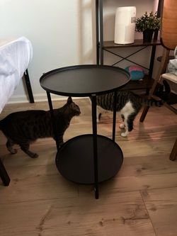 Black Round 2-Tier Metal Side Table