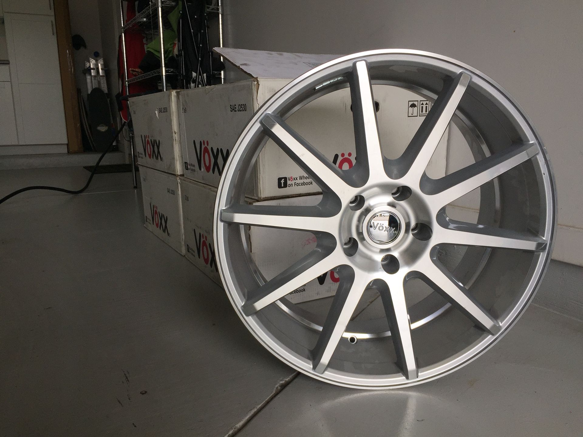 VOXX Danza wheels/rims 21” x 9”